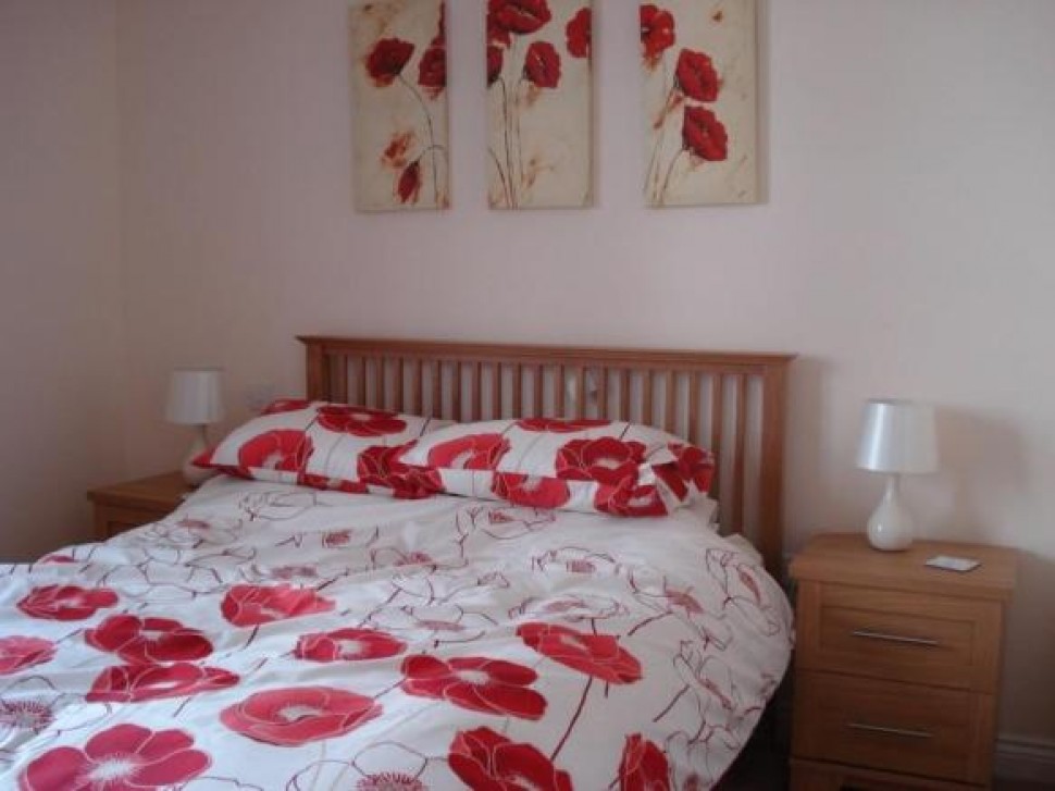 Images for Bed (En-suite) in a Houseshare, Quainton Road, Leicester EAID: BID:Leicester