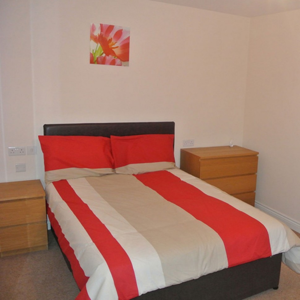 Images for Bed (En-suite) in a Houseshare, Quainton Road, Leicester EAID: BID:Leicester