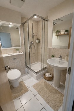 Images for bed (4 bath) House near DMU, Freemans Meadow, Leicester