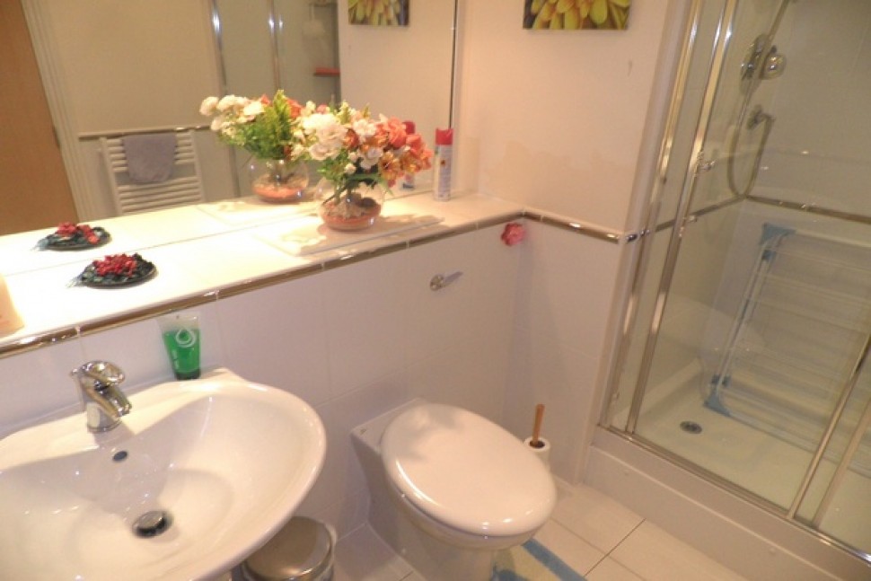 Images for Bed (En-suite), Quainton Road, Leicester EAID: BID:Leicester