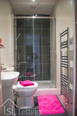 Images for Bedroom Flat, Charles Street, 2 Bathrooms, Leicester