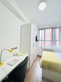 Images for Ensuite, 18-20 Albion Street, Leicester